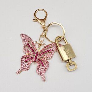 Auth Louis Vuitton Lock & Key with Unbranded Butterfly Charm, Keychain 090925